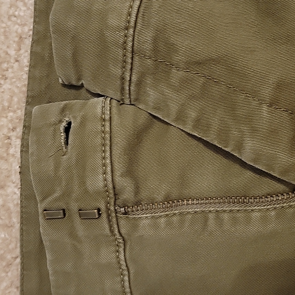 Olive Green Old Navy Plus Pixie Shorts 16 - Picture 3 of 4